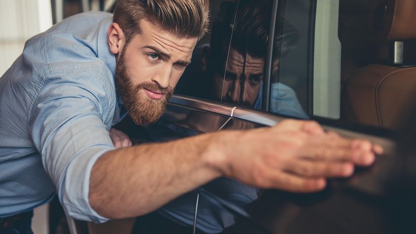 Kfz-Versicherung wechseln - sinnvoll oder nicht? (© gettyimages / vadimguzhva)